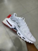 Nike Air Max Tn Cinza e Branco