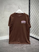 CAMISETA BLUNT REGULAR “OOGAWAY” - MARROM