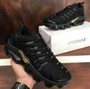 Nike Vapormax Plus Preto/Dourado